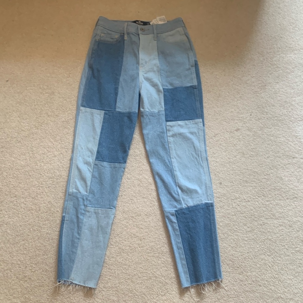 Hollister Ultra High Rise Patchwork mom jeans size 1 regular